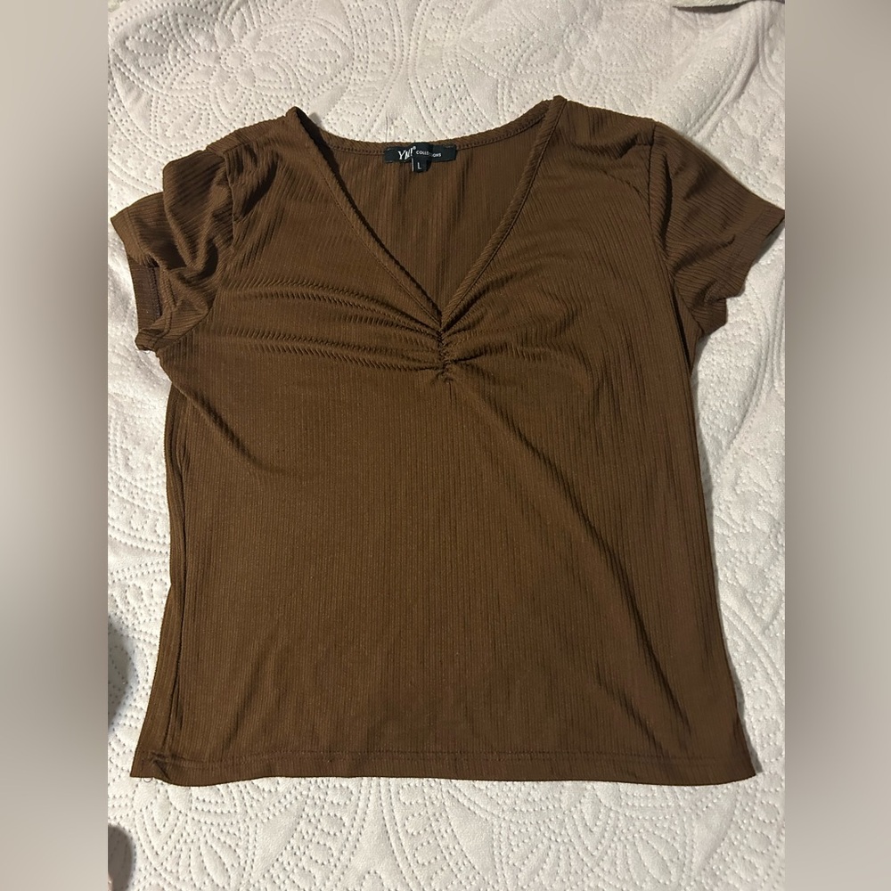 V-Neck Ruched T-Shirt